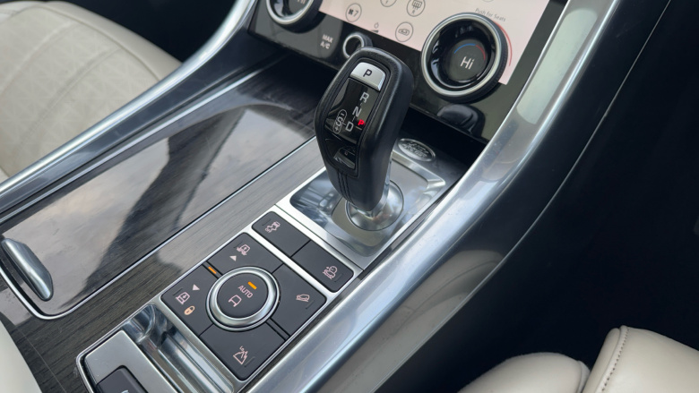 Land Rover Range Rover Sport 4.4 SDV8 Autobiography Dynamic 5dr Auto Diesel Estate